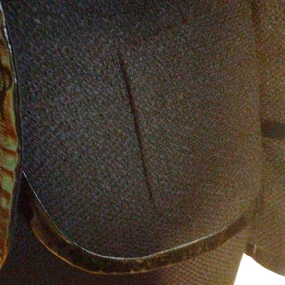 ESCADA 10/12 BLACK BOUCLE WOOL CALFSKIN PATENT LEATHER LOGO NWT SKIRT TALL - Picture 7 of 16